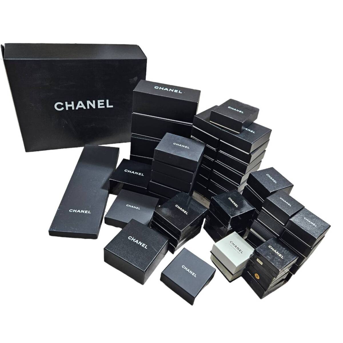 【１円スタート】CHANEL シャネル 空箱 BOX ジュエリーボックスなど 57個の画像1
