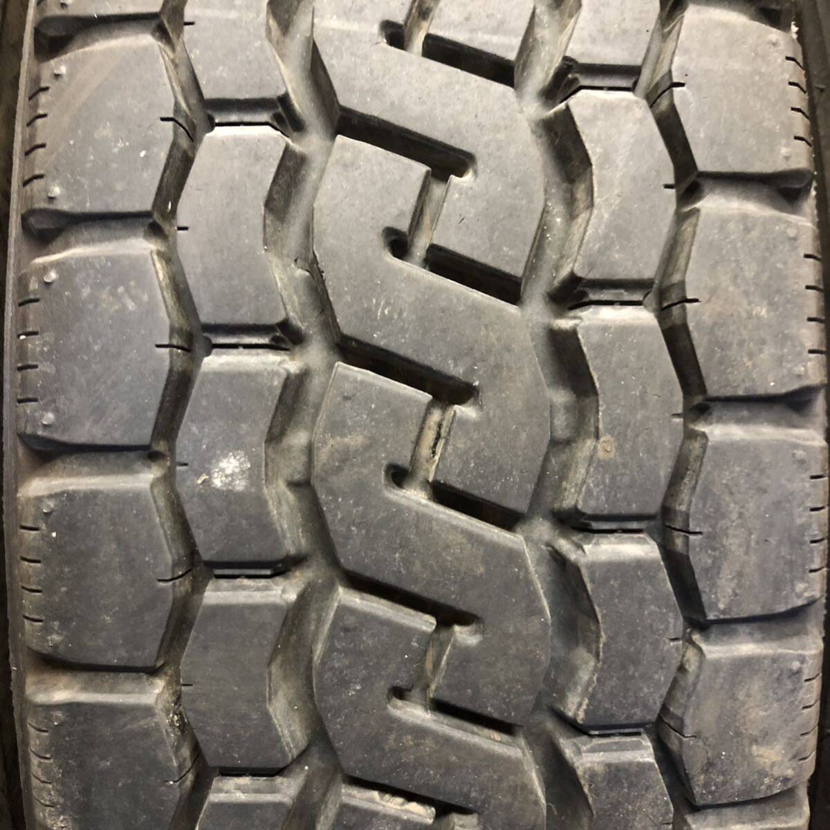 BS　DURAVIS　M804　205/75R16　113/111L　LT　超極上バリ山4本価格　G-106　福岡　★引き取り大歓迎★BS人気のMIX★即決サービス品★_画像6