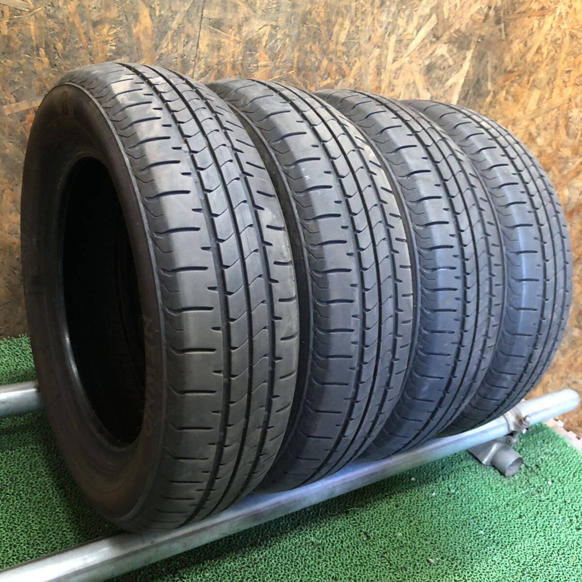 BS　NEWNO　165/55R14　79S　極上バリ山4本価格　G-128　福岡　★引き取り大歓迎★23年製★即決サービス品★早い者勝ち★　宗像 福津 古賀_画像2