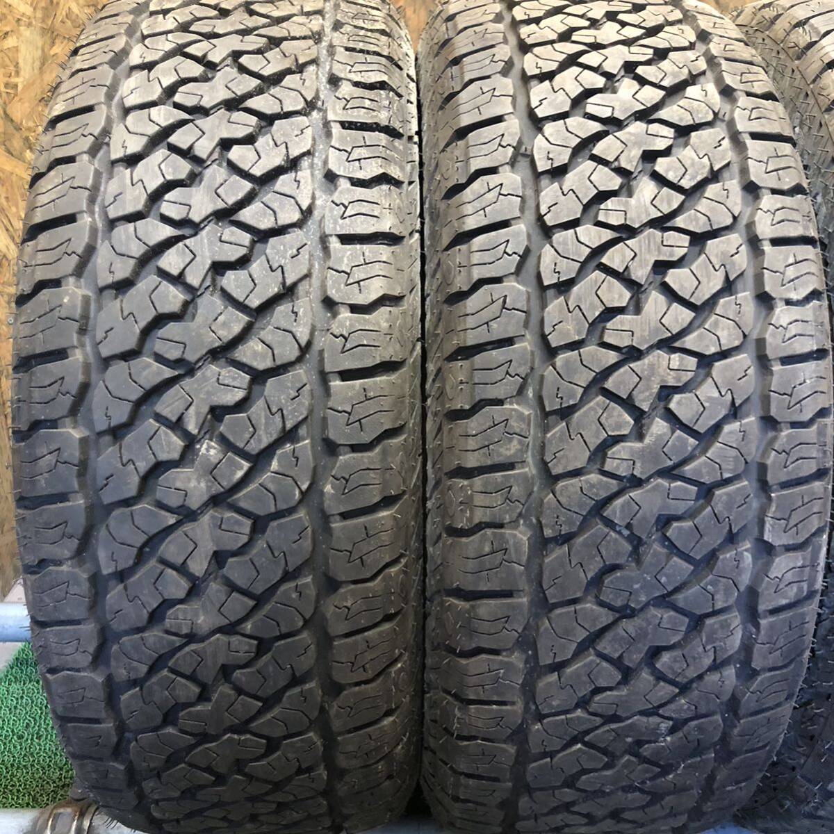 DAVANTI　TERRATOURA　A/T　235/60R18　107H XL　極上バリ山4本価格　G-134 福岡 ★引き取り大歓迎★22年製★希少サイズ★ホワイトレター★_画像3