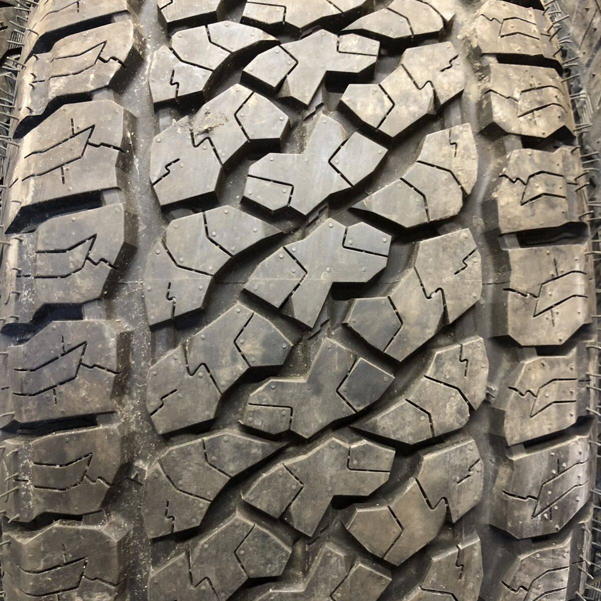 DAVANTI　TERRATOURA　A/T　235/60R18　107H XL　極上バリ山4本価格　G-134 福岡 ★引き取り大歓迎★22年製★希少サイズ★ホワイトレター★_画像7