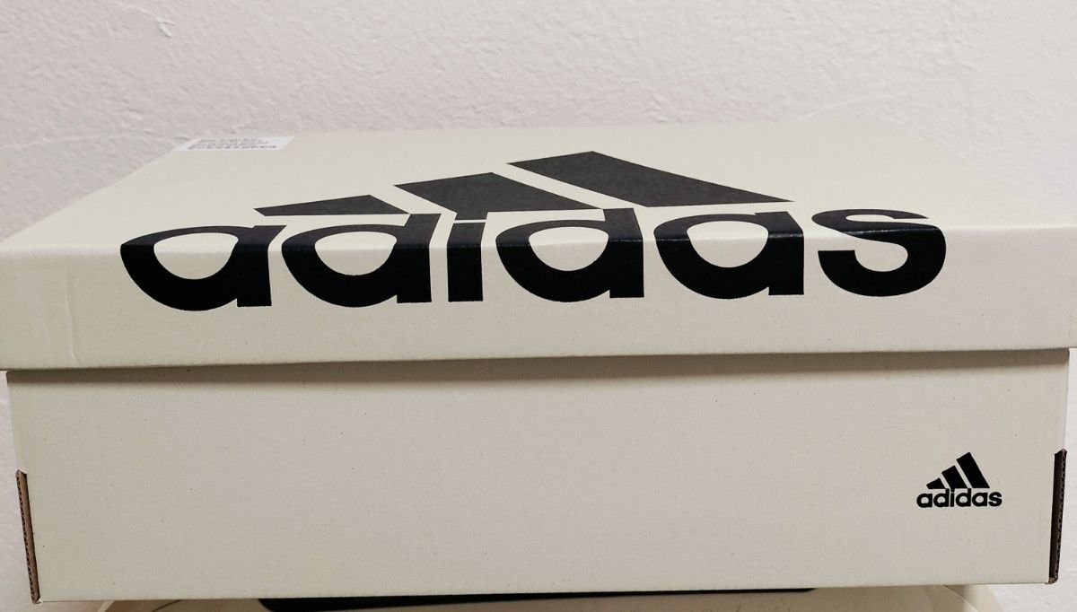 26.5 adidas スニーカー アドバンコート　ホワイト シューズ　新品