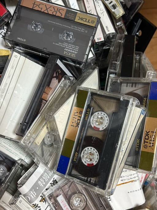 カセットテープ 大量まとめ売り　約29kg SONY AXIA maxell TDK ハイポジ 昭和レトロ　使用済み ラジカセ 録音 曲入 歌謡曲_画像2
