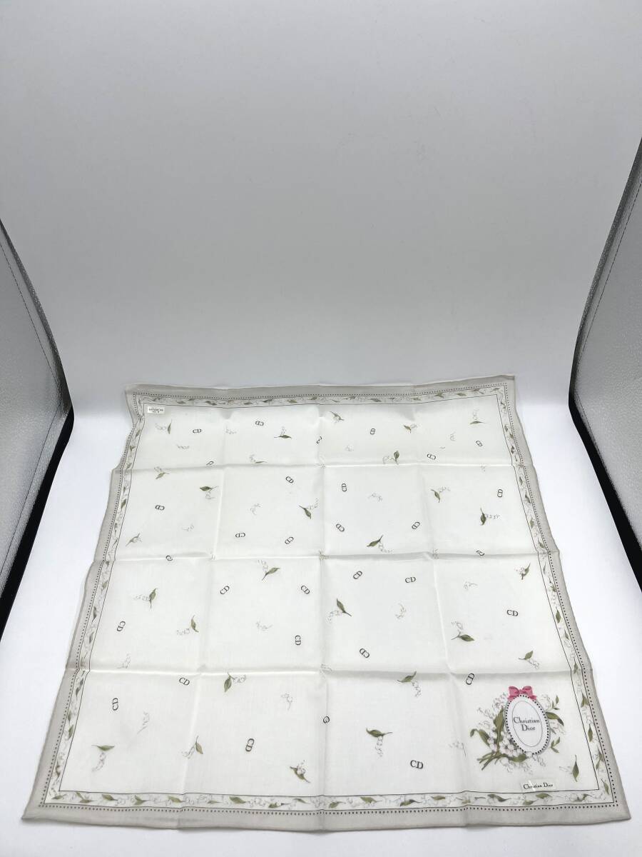 Christian Dior クリスチャンディオール ハンカチ バンダナ ホワイト系 CDロゴ 花柄 フラワー すずらん 縁グレージュ 綿100％_画像1