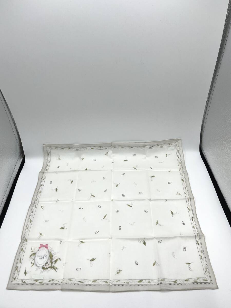 Christian Dior クリスチャンディオール ハンカチ バンダナ ホワイト系 CDロゴ 花柄 フラワー すずらん 縁グレージュ 綿100％_画像7