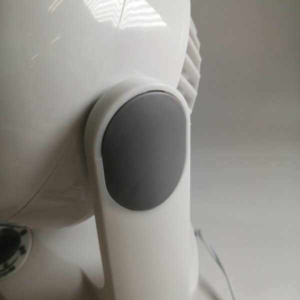 IRIS OHYAMA サーキュレーター ホワイト PCF-HD15-W 静音 左右首振り 8畳 パワフル送風 フロアファン【USED品】 02 04454_画像9