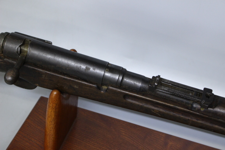 e955.. name goods that time thing the truth thing era thing old large Japan . country land army three . type .. gun 38 type firearms total length 126.5cm immovable goods . law goods old Japan army army . materials 
