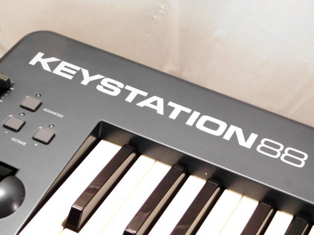 m258★KEYSTATION 88/M−AUDIO/MIDIキーボードコントローラー/88鍵 /スタンド付★送料200サイズ着払い/180サイズ着払い2個口発送の画像6