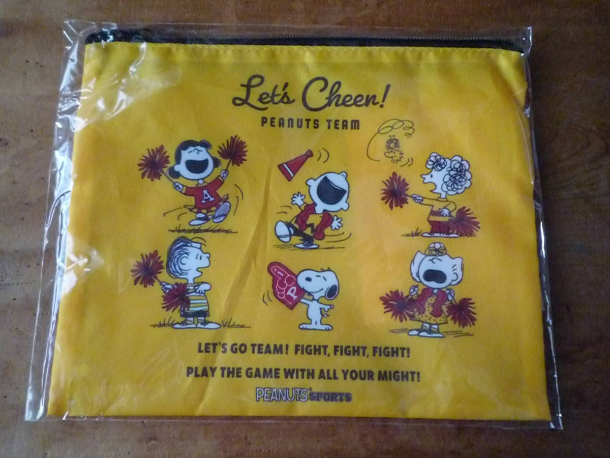  Snoopy fastener pouch ( unopened )