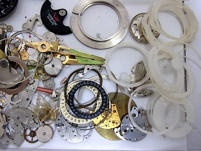 VOSTOK*GLYCINE*POLJOT etc.. wristwatch character board . Movement * parts etc. 2