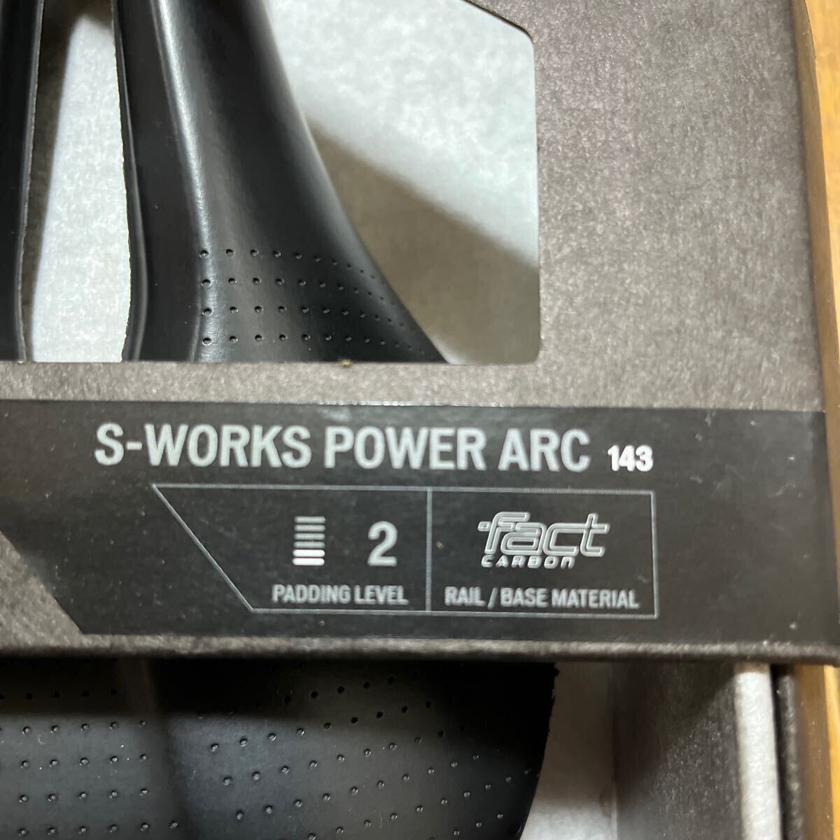 S-Works POWER ARC 143 fact CARBON 中古 カーボンレール_画像2