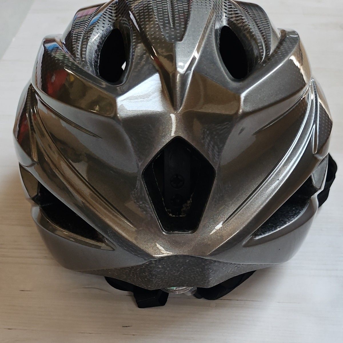 自転車 ヘルメット 大人用 高通気性 サイクリングヘルメット 超軽量 ロードバイクヘルメット  ライト付き　黒