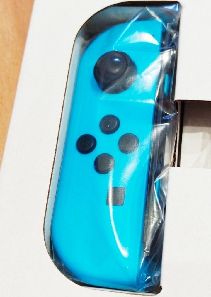 【ほぼ新品】Joy-Con　左　ネオンブルー　ニンテンドースイッチ　Nintendo　Switch　ジョイコン　コントローラー