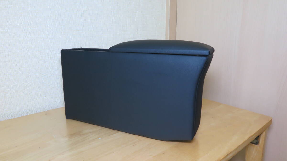 KARUDE ダイハツ タフト専用 アームレスト コンソールボックス 小物入れ収納ボックス 2020年6月～ LA900Sの画像4