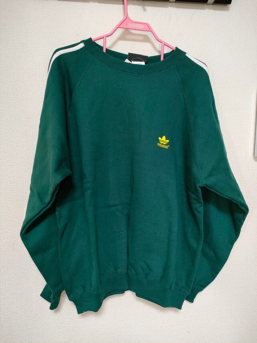 ☆【adidas】トレーナー☆スウェット☆Mサイズ☆メンズ☆新品☆グリーン【241】_画像1