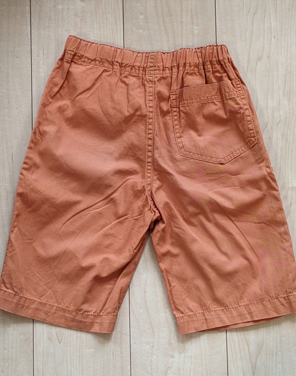 GU　ショートパンツ　130cm　オレンジ色　半ズボン