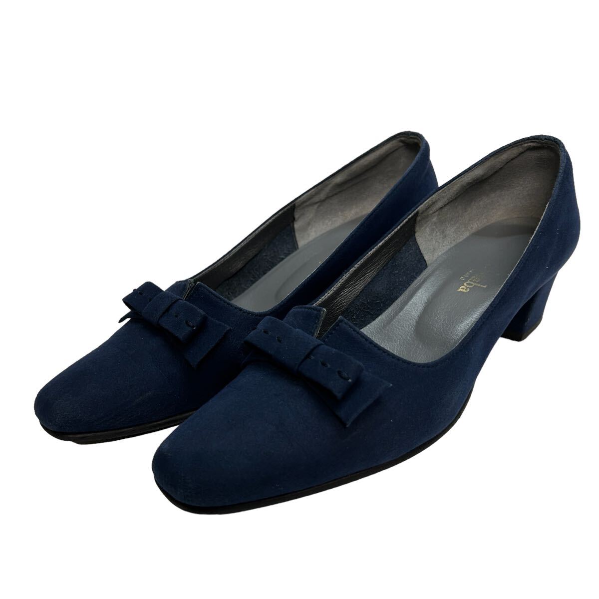 C581 made in Japan t.inaba tea Inaba lady's pumps 23.5cm navy suede style ribbon 