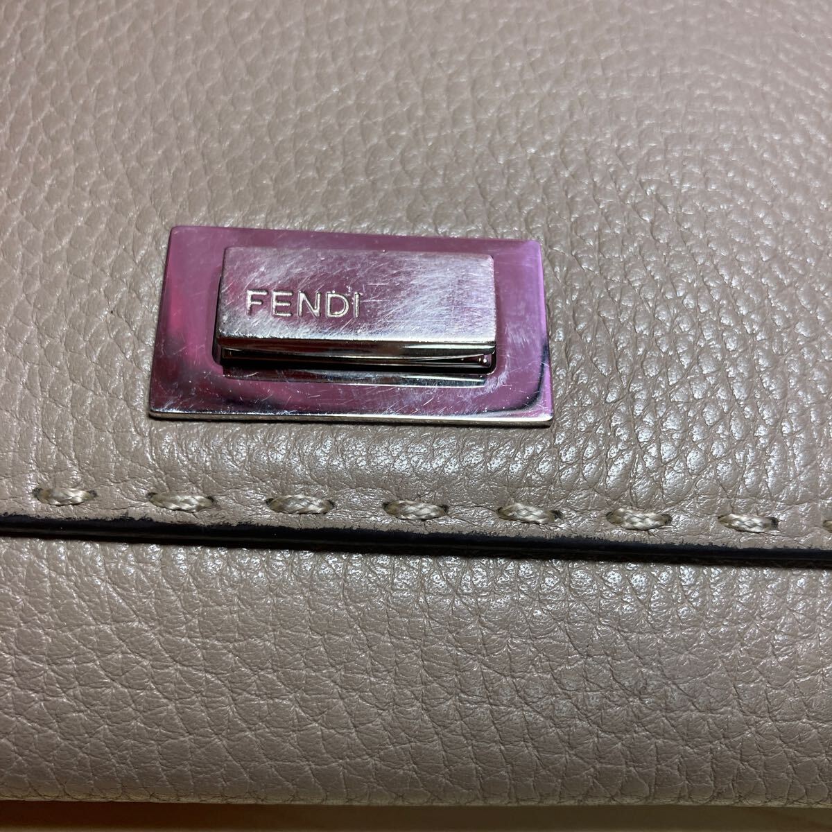 フェンディ 財布 ピーカブー 小銭入れ ウォレット レザー グレージュ FENDI ブランド レディース コインケース の画像2