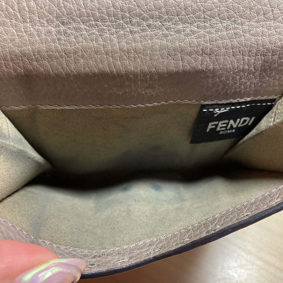 フェンディ　財布 ピーカブー　小銭入れ ウォレット　レザー　グレージュ　FENDI ブランド　レディース　コインケース _画像5