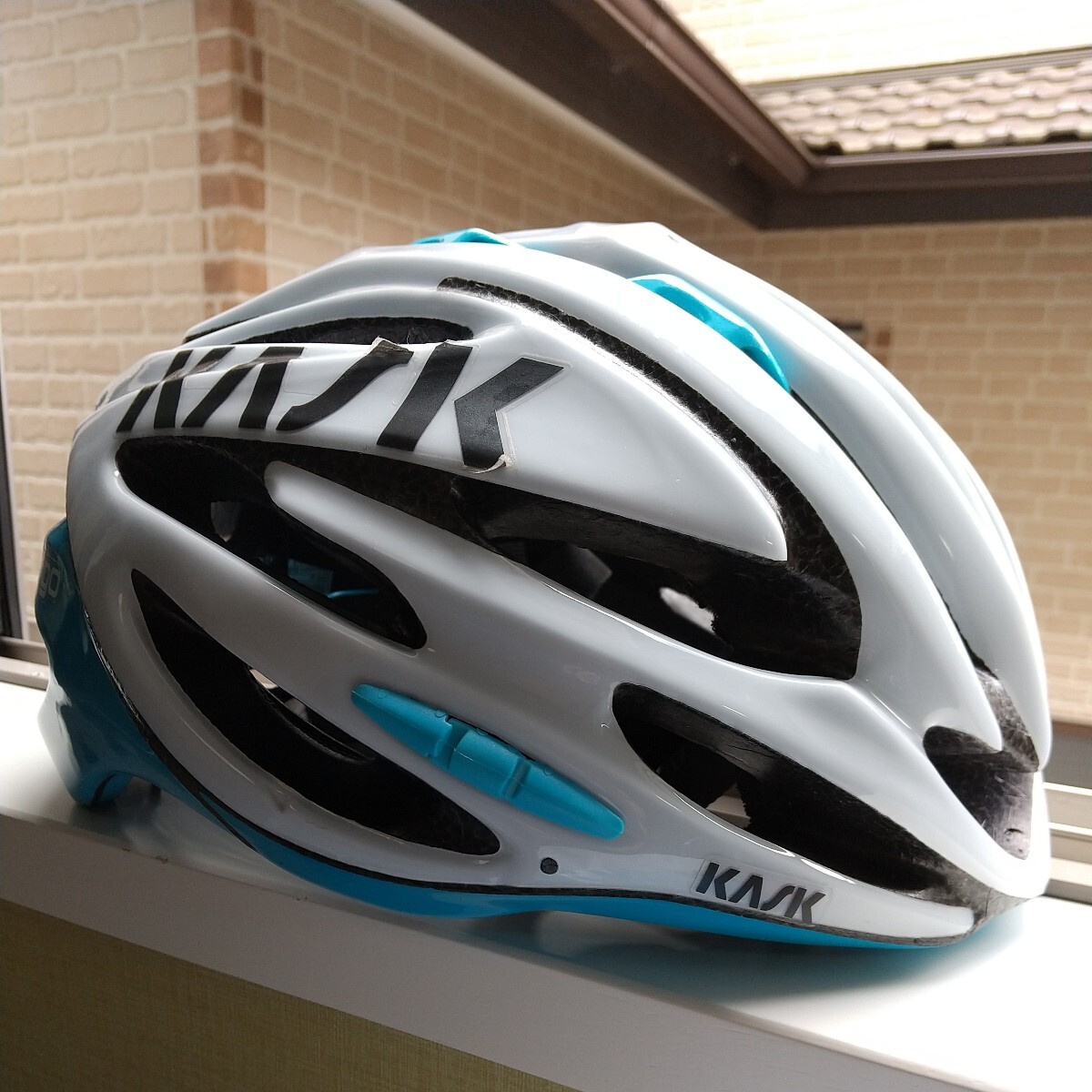 KASKの中でも最高のフィット感を誇るヘルメット「VERTIGO」の画像1