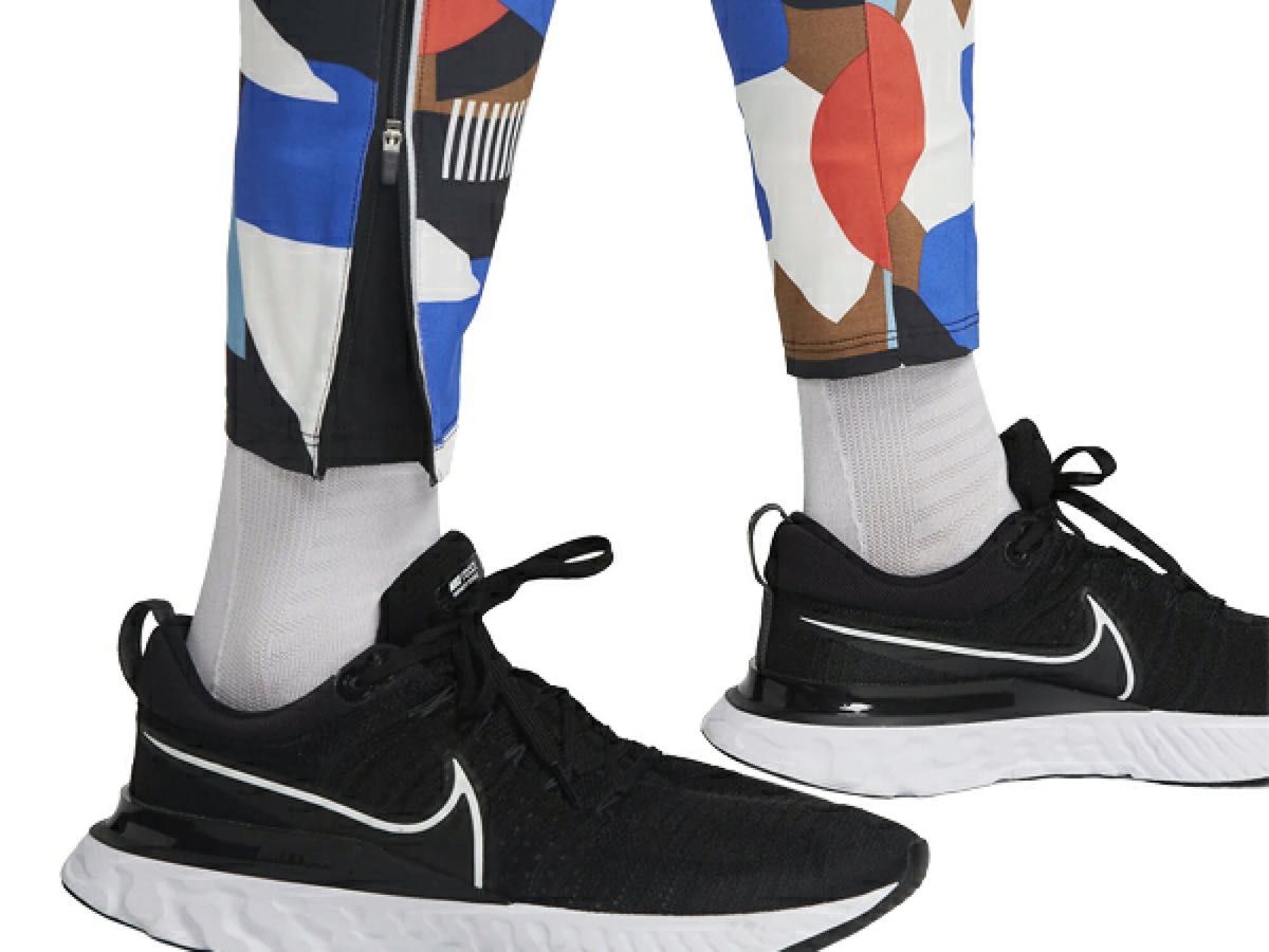 新品未使用】NIKE アーティストコラボ ランニングパンツ|Yahoo 新品未使用】NIKE アーティストコラボ ランニングパンツ|Yahoo