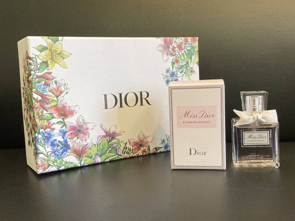 未開封 Dior Miss Dior ディオール ミスディオール ブルーミング ブーケ オードトワレ 香水 スプレー MISS DIOR 30ml CD 試供品付 保管品_画像1