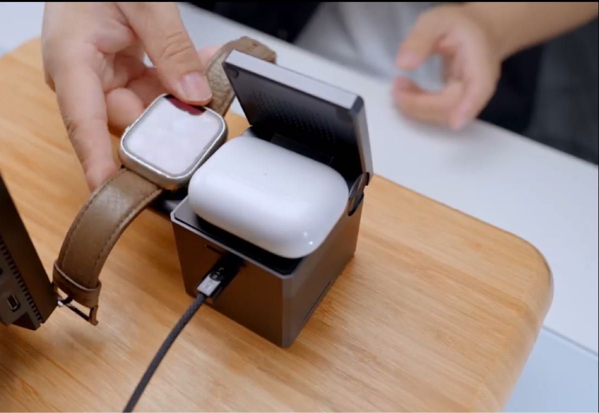 【未使用新品】ワイヤレス充電器 3in1 magsafe充電器 iPhone Apple Watch/Airpodsに対応
