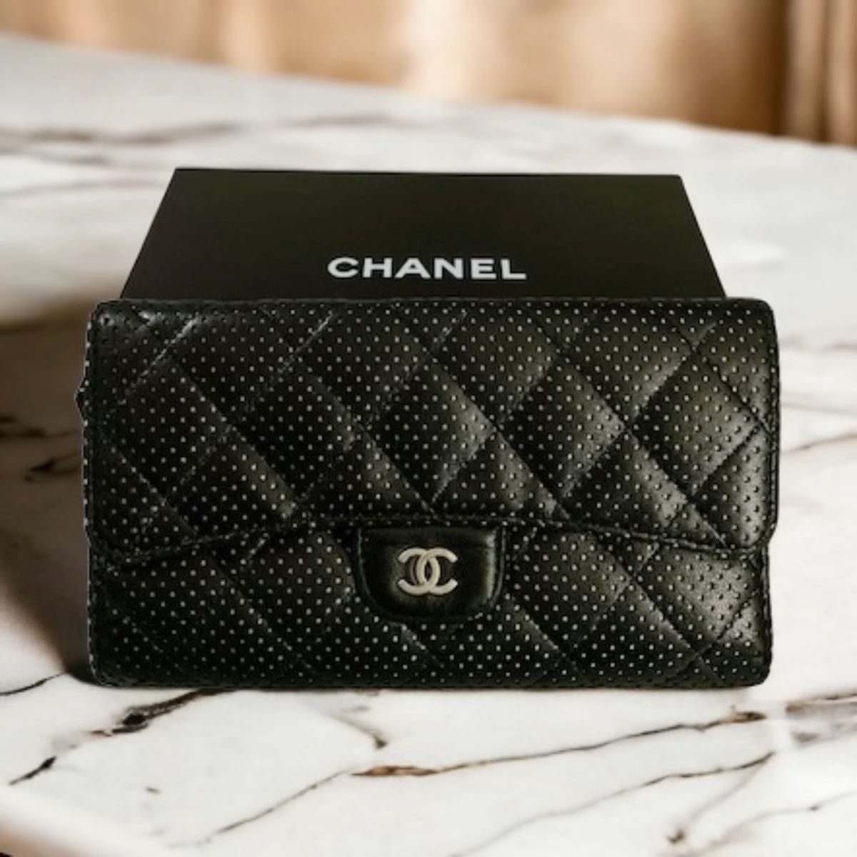 CHANEL シャネル マトラッセ ラムスキン ココマーク 長財布