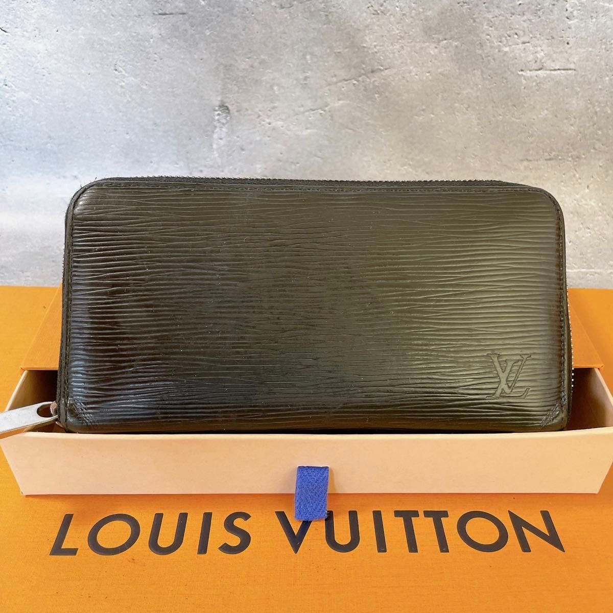 LOUISVUITTON ルイヴィトン ジッピーウォレット エピ 長財布 LV