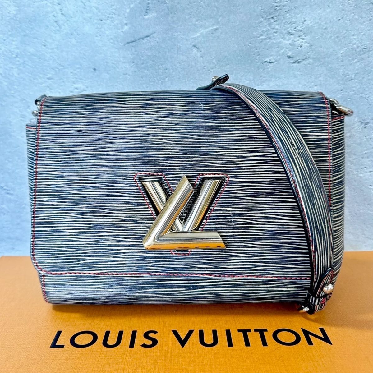 LOUISVUITTON ルイヴィトン エピ デニム ツイスト MM LV ショルダーバッグ