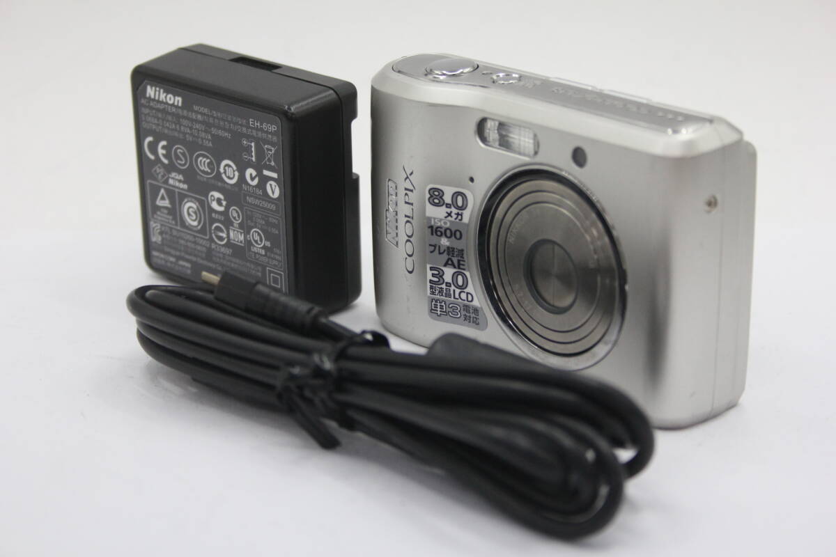 Y1092 ニコン Nikon Coolpix L18 シルバー コンパクトデジタルカメラ ACアダプター EH-69P・ケーブル付き ジャンク_画像1