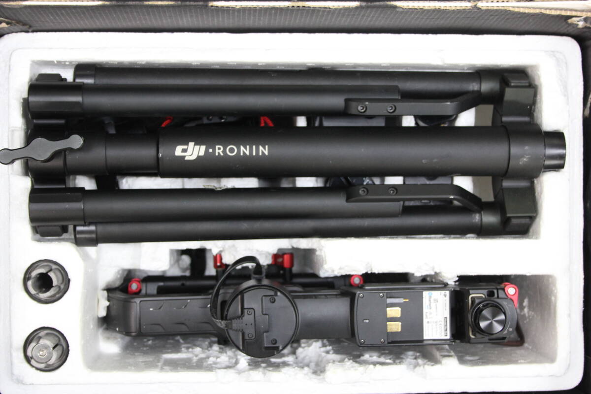 Y1095 【元箱付き】 DJI Ronin-M ハンドヘルドカメラ用 3軸ジンバルシステム ジャンク_画像2