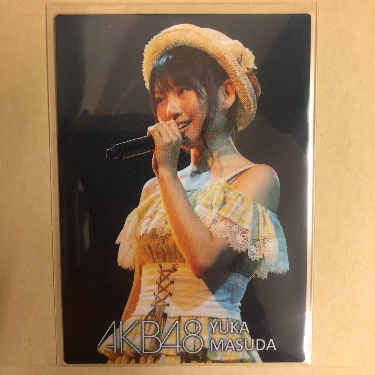 AKB48 増田有華 2011 トレカ アイドル グラビア カード R221N タレント トレーディングカード_画像2