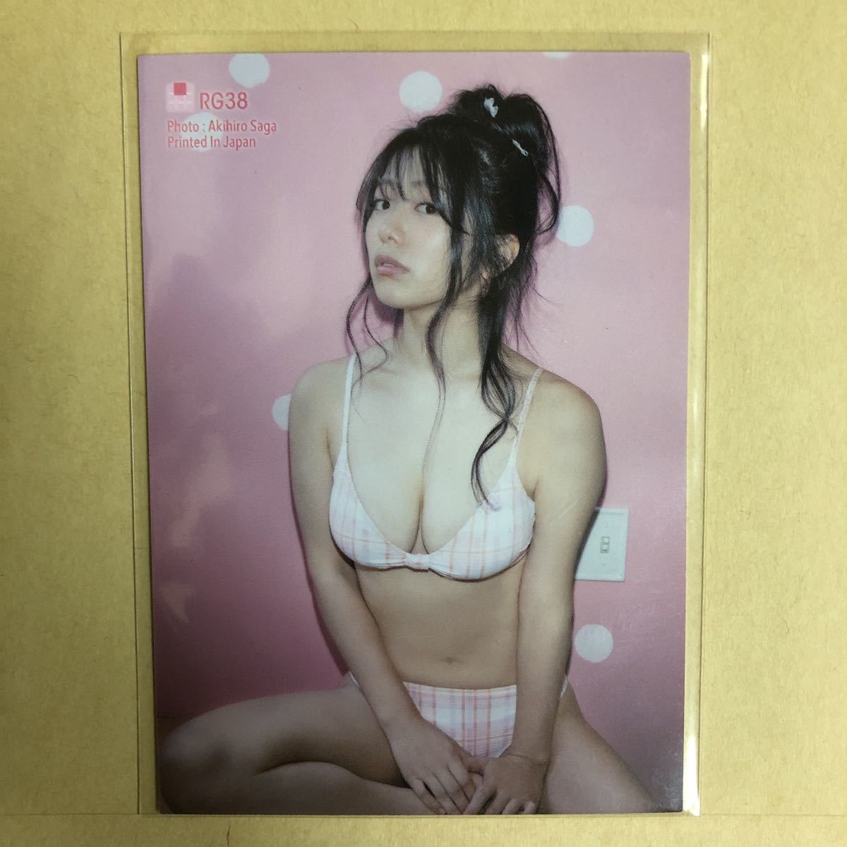 山田かな トレカ アイドル グラビア カード 下着 RG38 タレント トレーディングカード_画像1