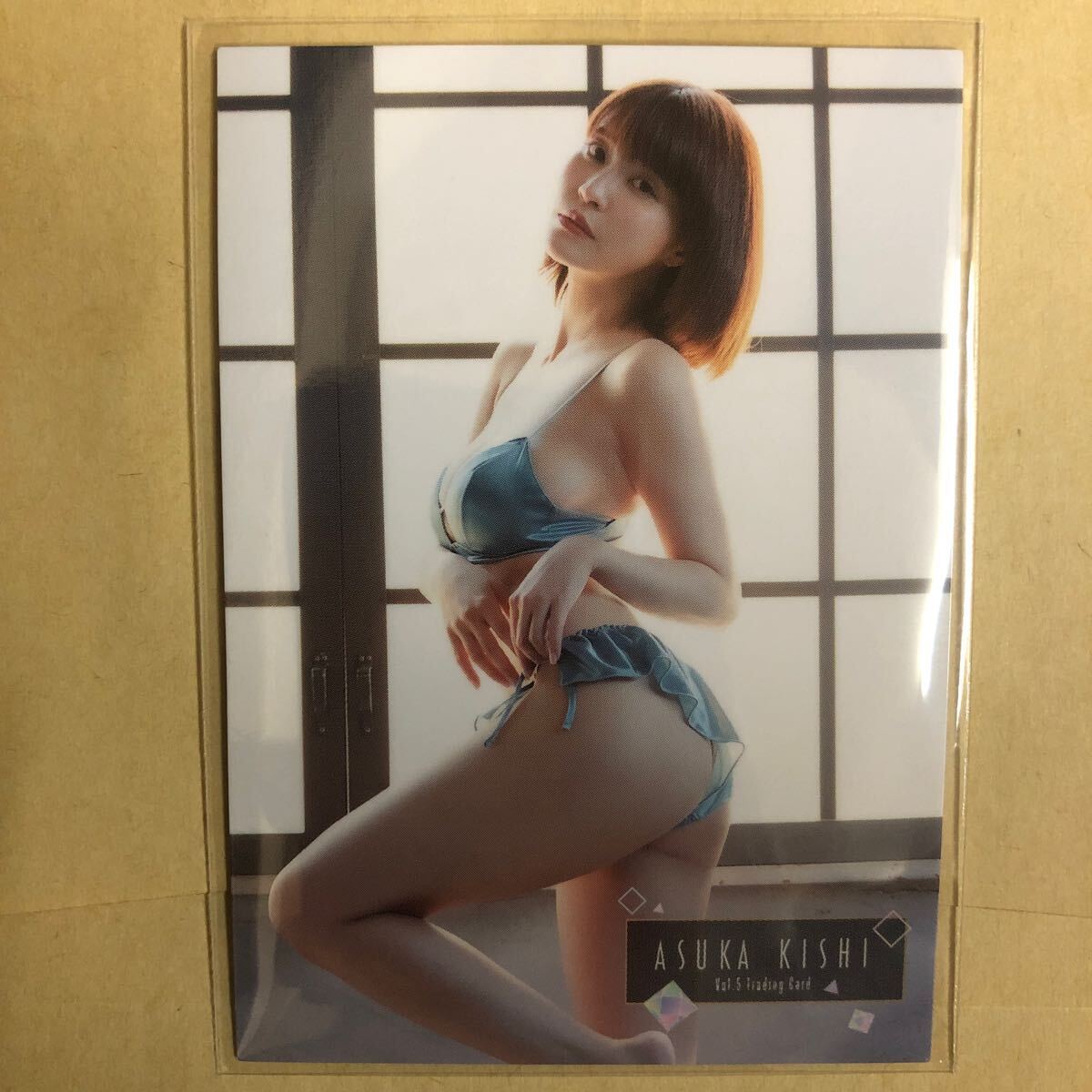 岸明日香 Vol.5 トレカ アイドル グラビア カード 下着 RG21 タレント トレーディングカード_画像1