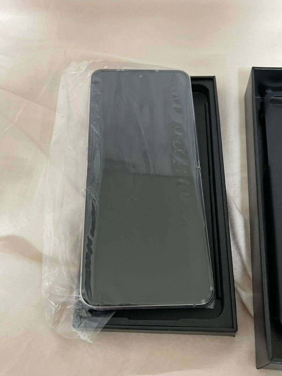 Galaxy Z FLIP5 256GB ラベンダー docomo 新品_画像2