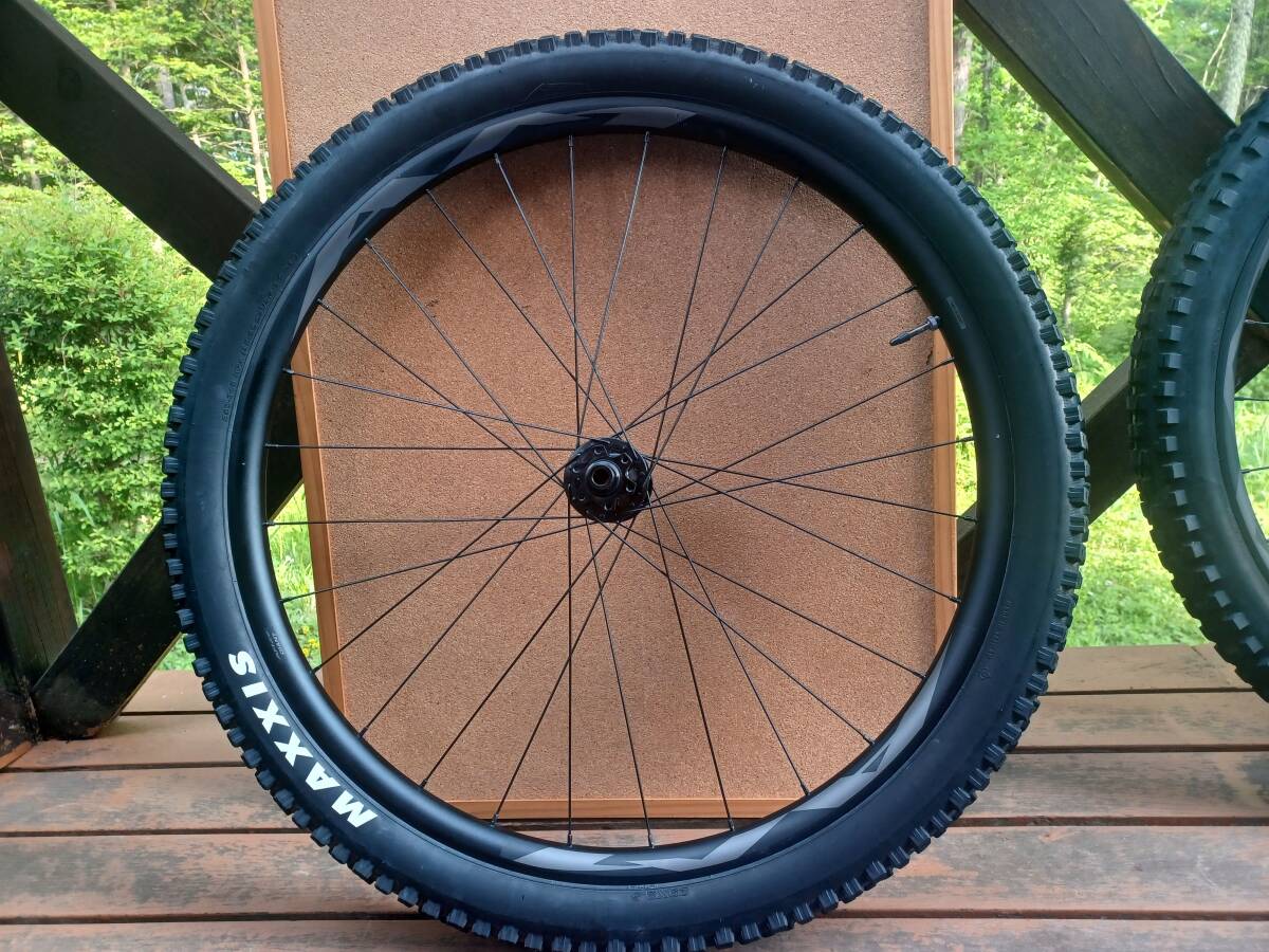 走行小 29インチMTBホイール ★★ GIANT AM WheelSet / F:15x110mm R:12x148mm / 28H / 内幅30mm / タイヤ付き