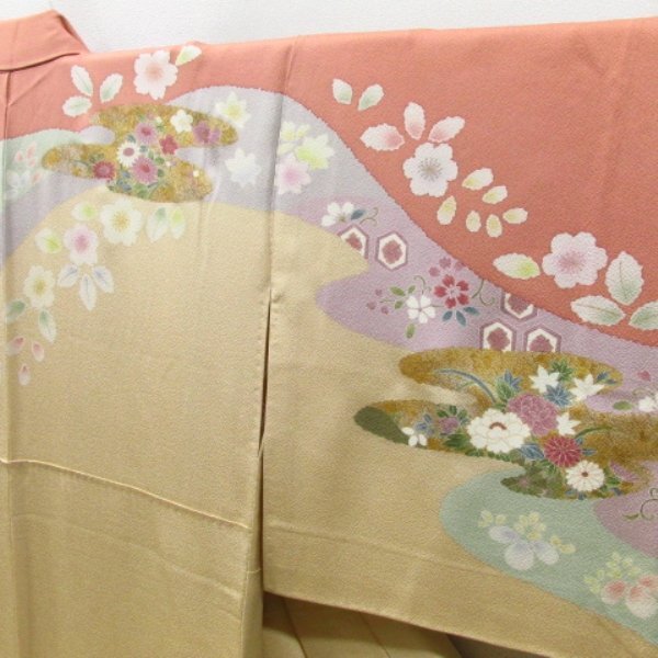 ★着物10★ 絹 訪問着 金駒刺繍 金彩 銀彩 袷 身丈160cm 裄65cm [同梱可] ☆☆☆☆_画像2