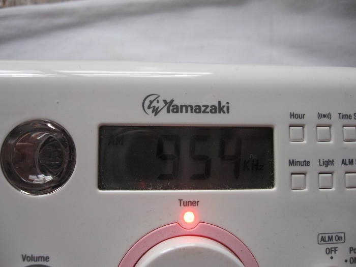 YAMAZAKI AM FM エコキューブラジオ２ YE-3300M 動作確認ですがジャンクとして_画像5