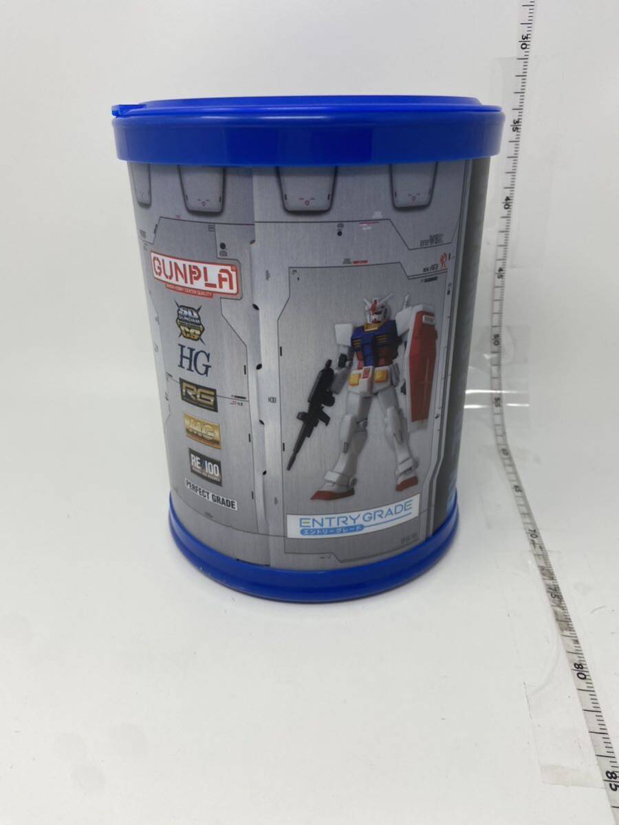 未使用 バンダイ ガンプラ RX-78-2 ガンダム メタリックカラー 1/144 エントリーグレード_画像1