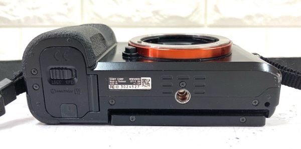 SONY ソニー α 7R ILCE-7Rミラーレス一眼 カメラ+75-300mm f/4.5-5.6 MACRO ズームレンズ レンズフード付 動作未確認 fah 5A019の画像8