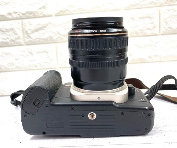 Canon キヤノン EOS 55 一眼レフカメラ+ZOOM LENS EF 28-105mm 1:3.5-4.5 通電 シャッターのみ確認済 fah 5J011Aの画像8