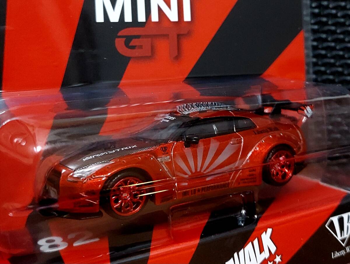 Bibian 比比昂- 激レア!トイザらス限定!1/64 MINI GT LB Bibian 比比昂- 激レア!トイザらス限定!1/64 MINI GT LB