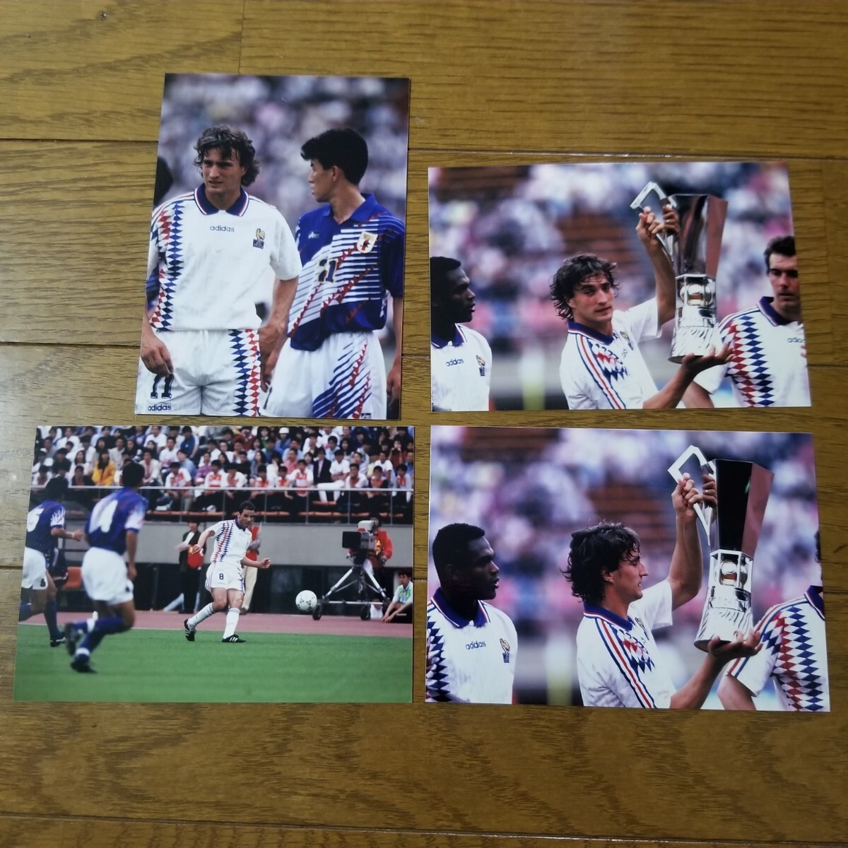 1994年 キリンカップ サッカー 日本代表VSフランス ダヴィド・ジノラ ルグエン 生写真 4枚 (検) 三浦知良 カントナ panini サインなし _画像1