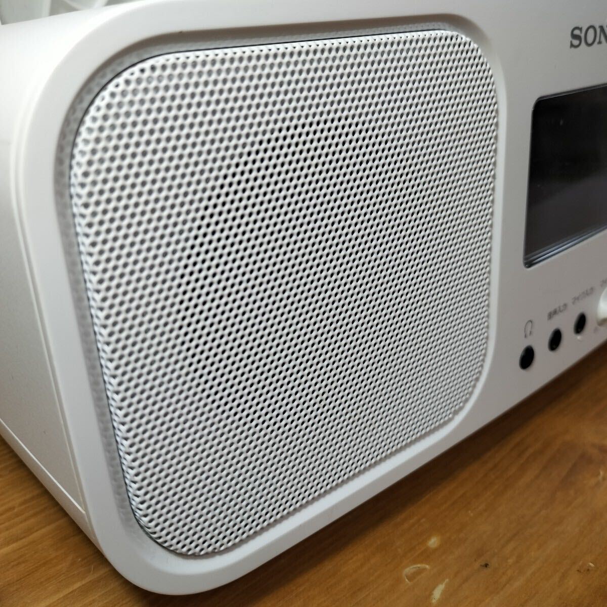 5-18 SONY Sony CD radio-cassette radio-cassette CD radio personal audio system white CFD-S401