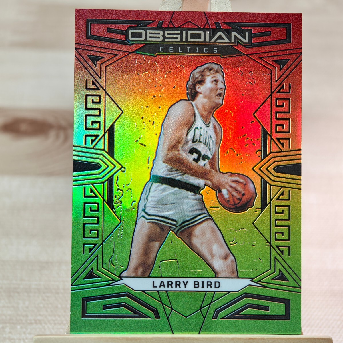 75枚限定 ラリー・バード 2022-23 Panini Obsidian Larry Bird 26/75 ボストン・セルティックス _画像1