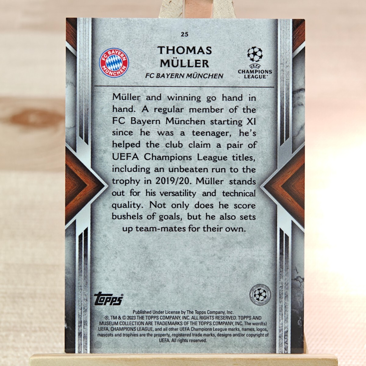 75枚限定 トーマス・ミュラー 2022-23 Topps Museum UEFA Thomas Muller Bayern Munchen 43/75_画像2