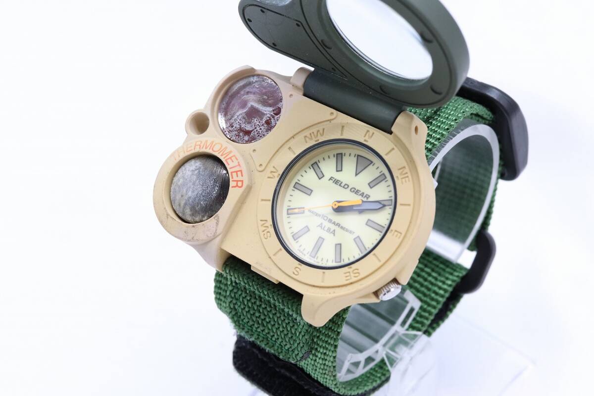 W142-54】レア 動作品 電池交換済 SEIKO ALBA FIELD GEAR W142-54】レア 動作品 電池交換済 SEIKO ALBA FIELD GEAR