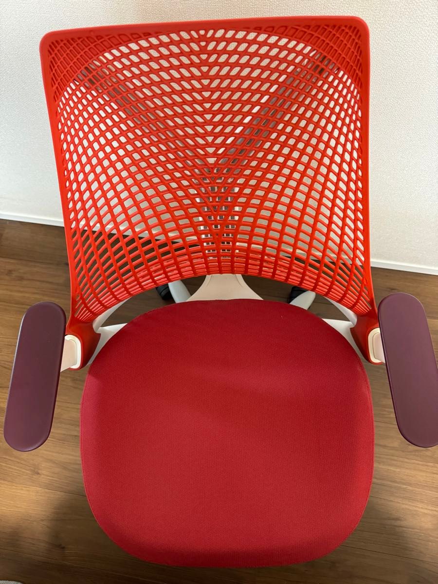 【送料込み、超美品】 ハーマンミラー セイルチェア Herman Miller レッド オフィスチェア SAYL Chair