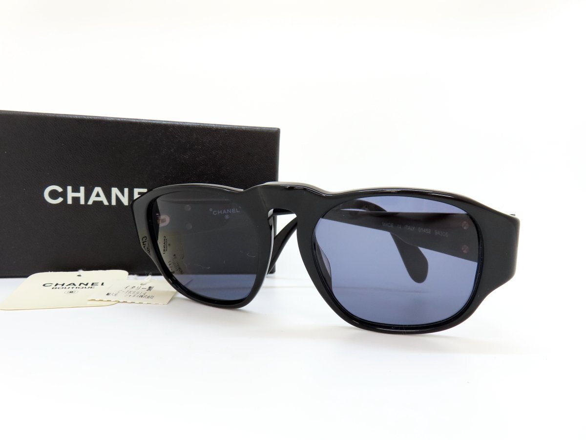 * super-beauty goods *CHANEL Chanel *01452* here Mark * sunglasses * black Gold metal fittings * plastic frame * Italy made * storage bag attaching *A5071